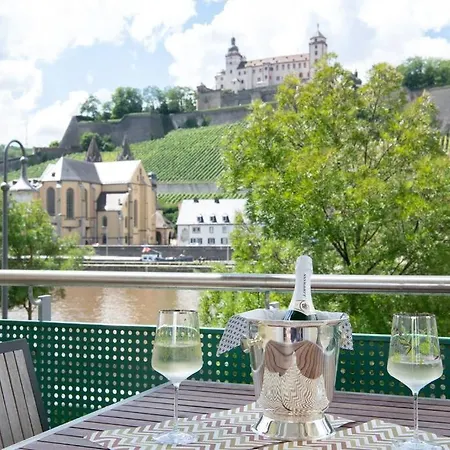 Apartment Panorama Mit Festungsblick *
