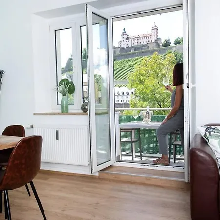 Apartment Panorama Mit Festungsblick *